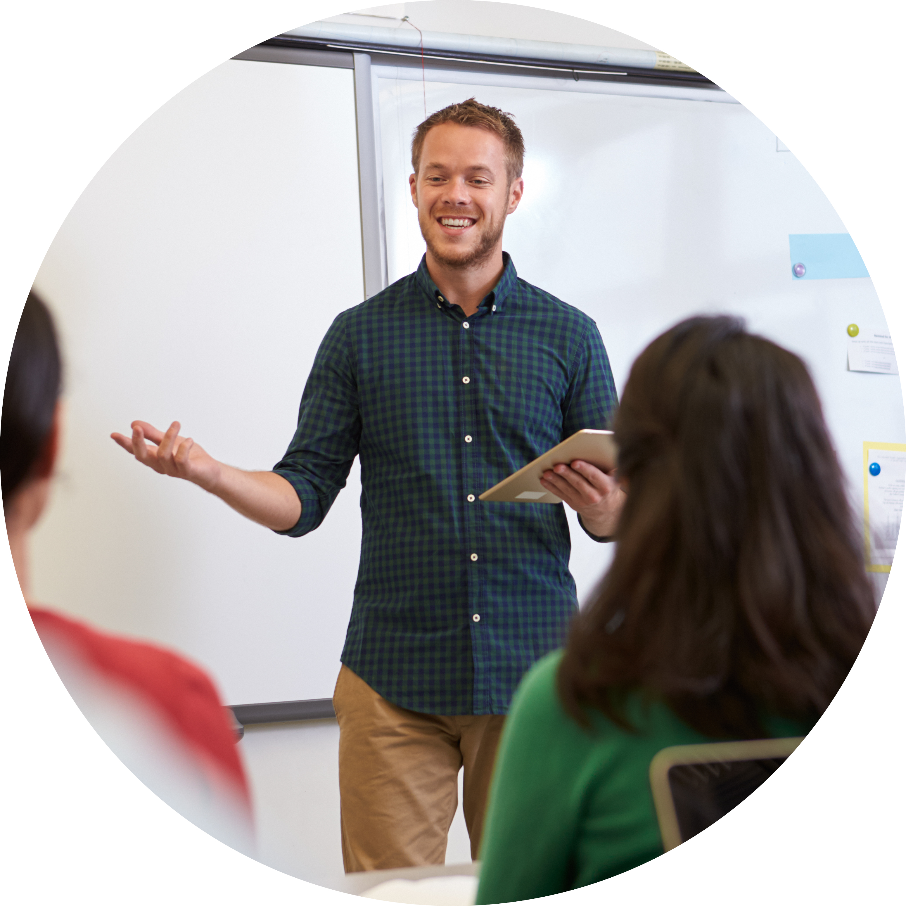 Dozent vor der Klasse, Quelle: iStock-515264062